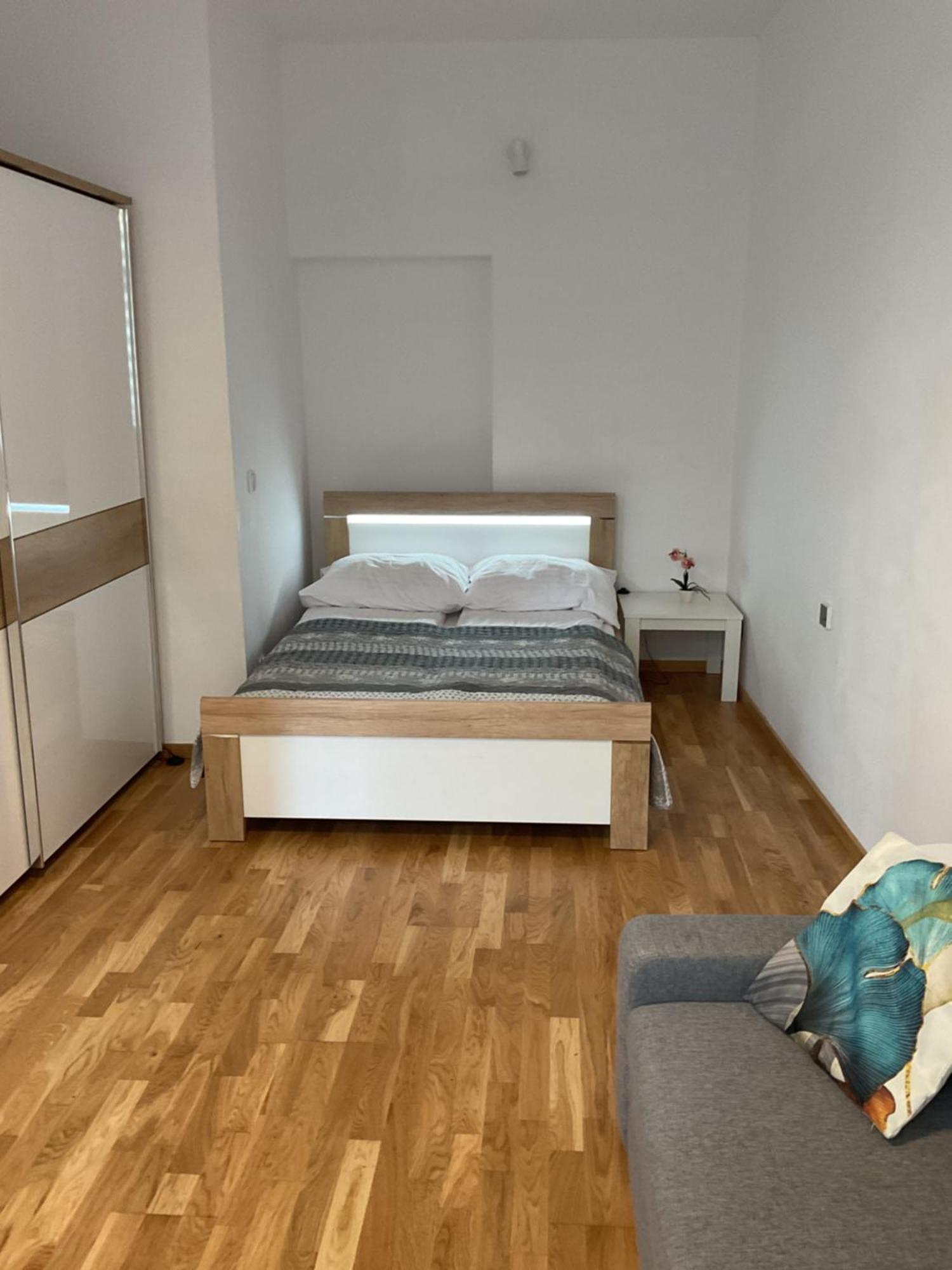 Apartment Na Zamkowej Краков Экстерьер фото